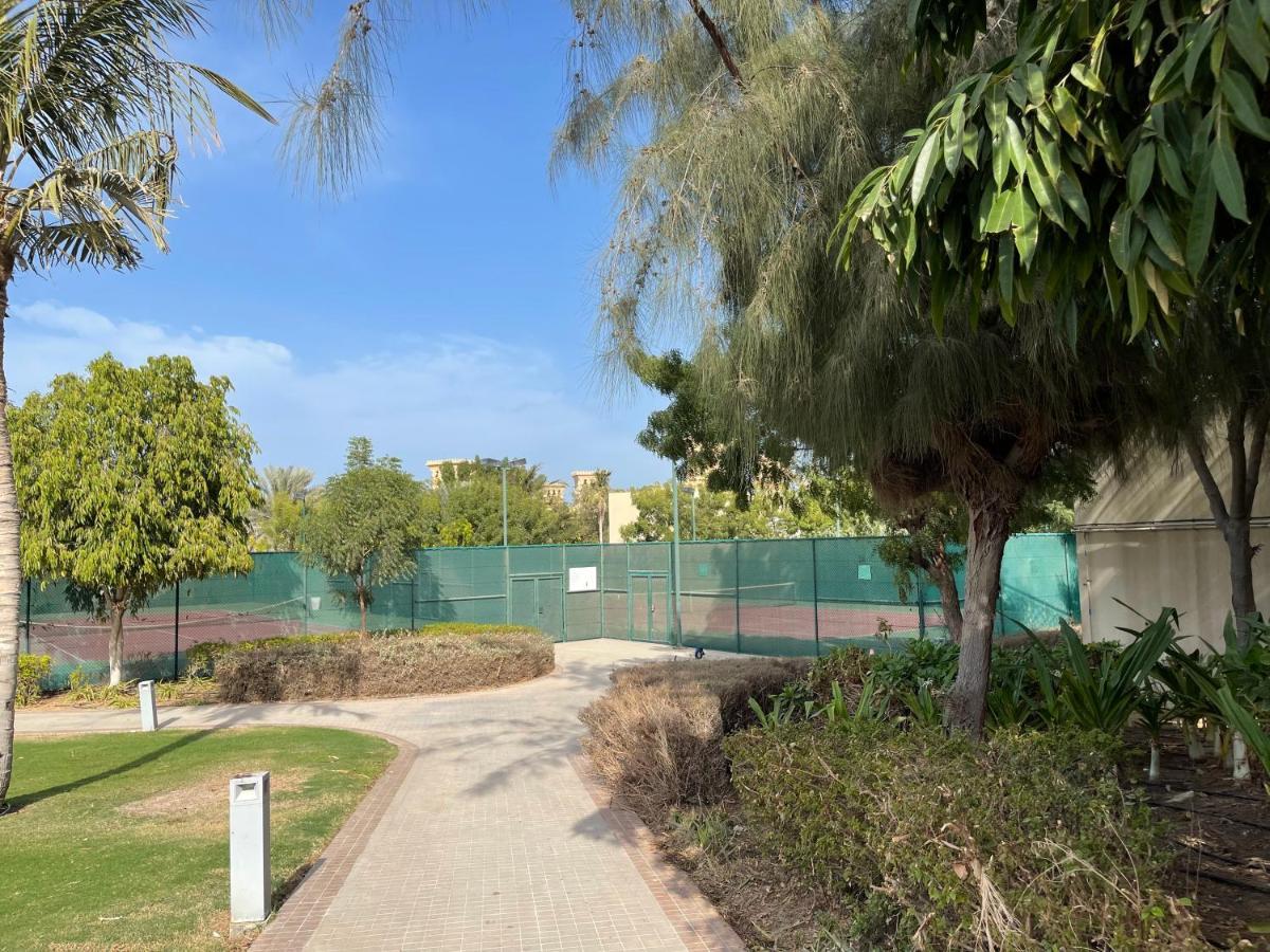 Private Suites Al Hamra Palace At Golf & Sea Resort Рас ал Хайм Екстериор снимка